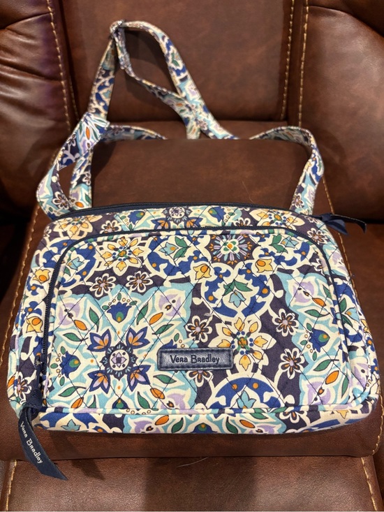 Vera Bradley Handbags - Vera Bradley Navy and Teal Floral Quilted Crossbody Bag